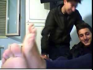 chatroulette man feet - pies masculinos - piedi maschili