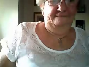 Grandma showing big tits on webcam