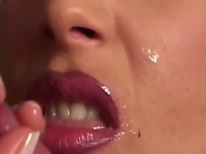 Hot Creamy Lipstick Cumshot