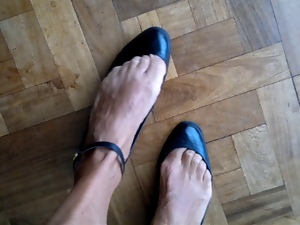 Cum in wife&#039;s ballet flats